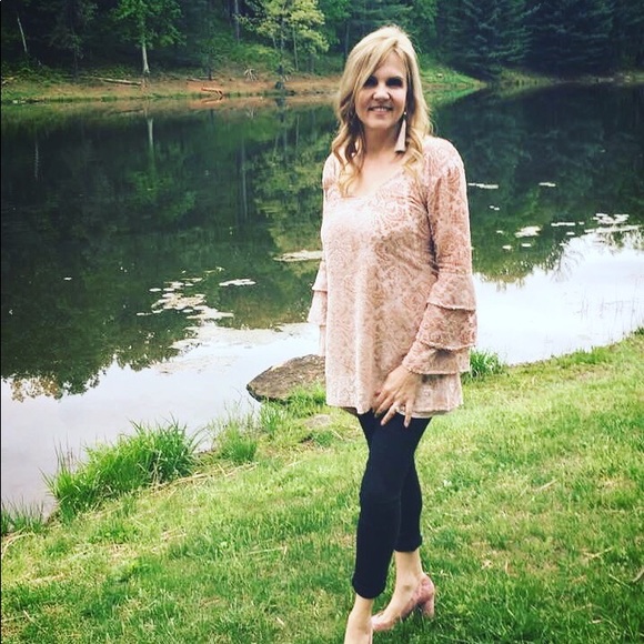 Meet your Posher, Anna - Picture 5 of 8